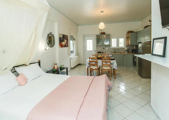 Studio Irene, Lindos 10 Minutes, Beach 4 Minutes